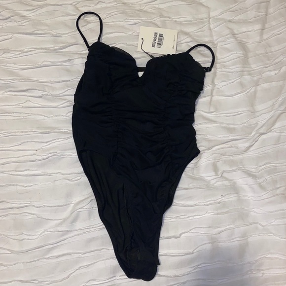 Hidden Places Bodysuit Black - M Hello Molly - Picture 7 of 9